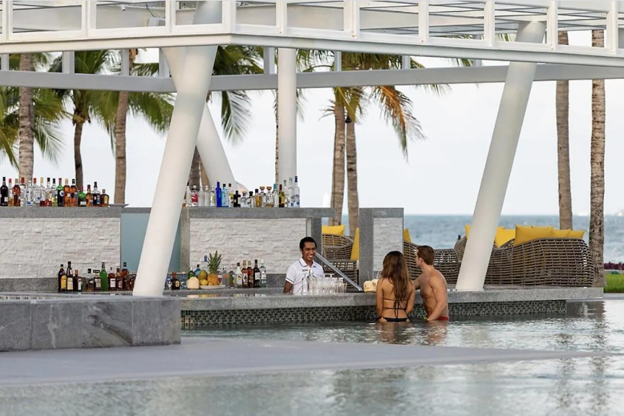 Ultra Luxurious Suite Made Affordable Cancún Appartement