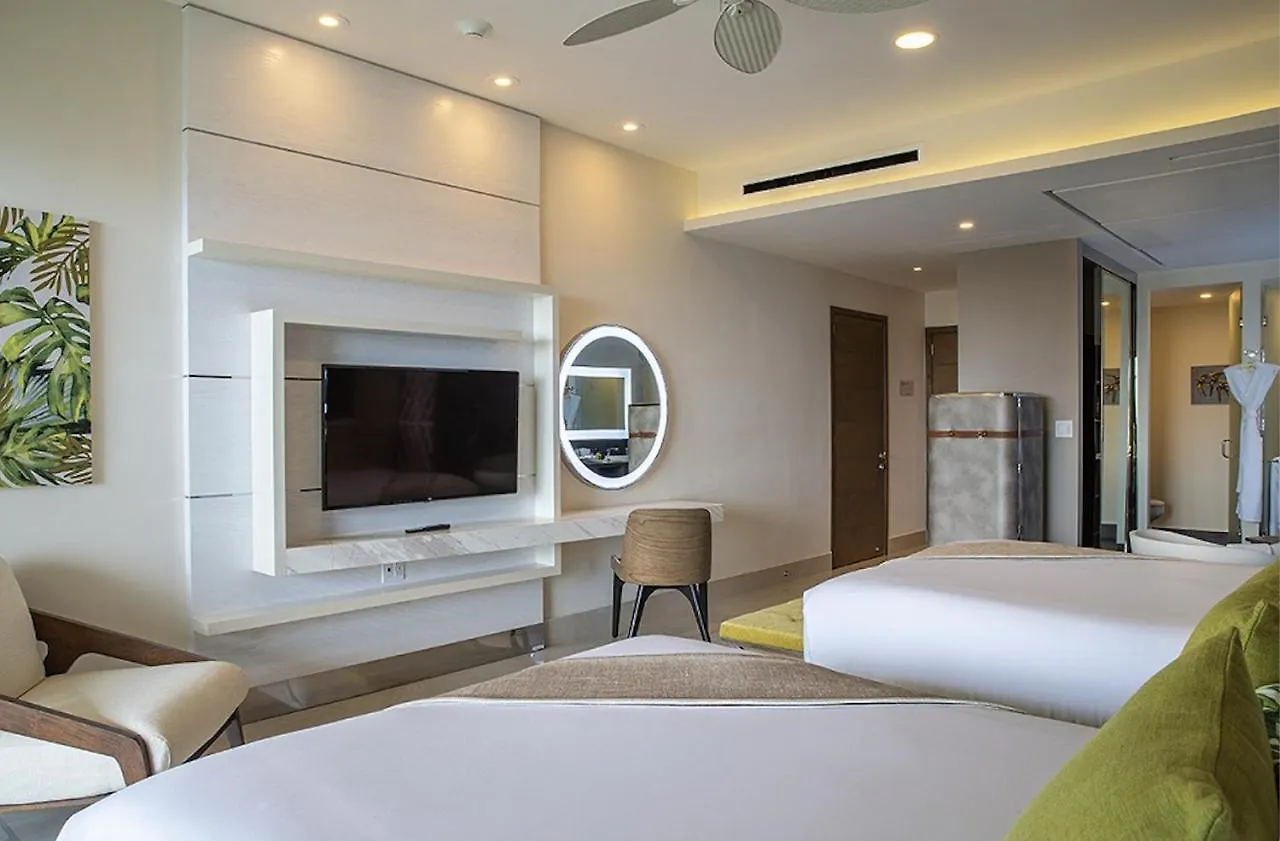 Ultra Luxurious Suite Made Affordable Cancun 0*,  Meksika