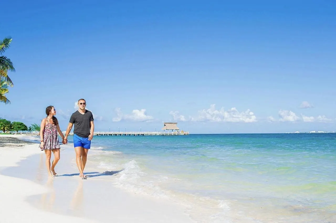 Ultra Luxurious Suite Made Affordable Cancun 0*,  Meksika